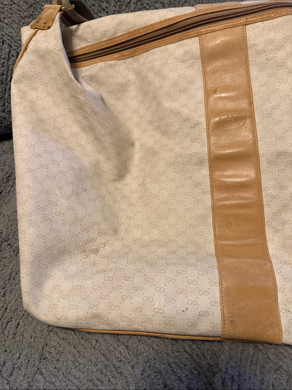 Gucci AUTHENTIC Vintage Micro GG Cream Monogram Duffle Bag. Please see all pics - Picture 15 of 15